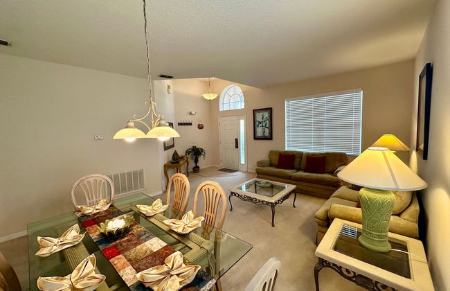 Grand Fabulous 4BR Pool Home Near Disney - Foto 10