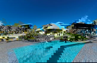 Foto 1 - Island Escape: Secluded Beachfront Cottage With Pool