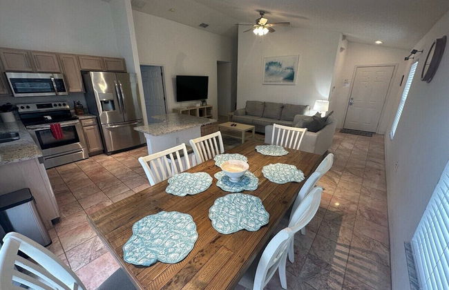 Golf Front Villa With Upgrades! - Foto 14