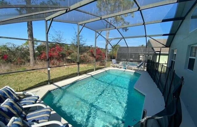 Golf Front Villa With Upgrades! - Foto 1