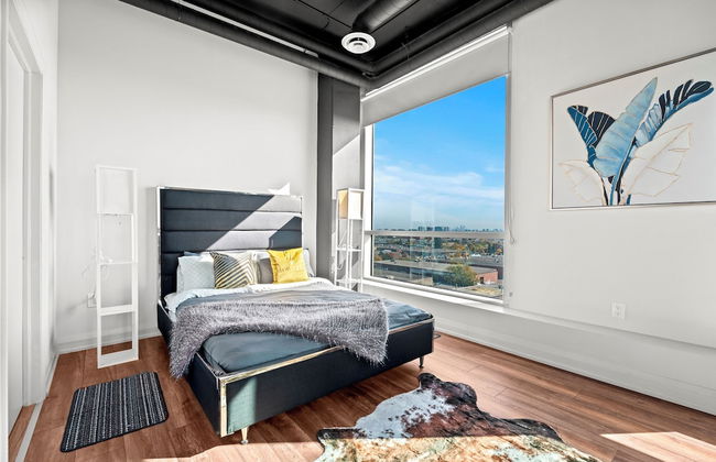 Bright Suites Finch West by GLOBALSTAY - Photo 21