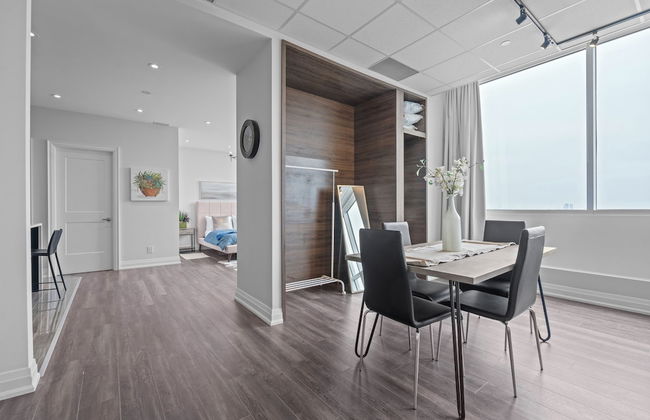 Bright Suites Finch West by GLOBALSTAY - Photo 28