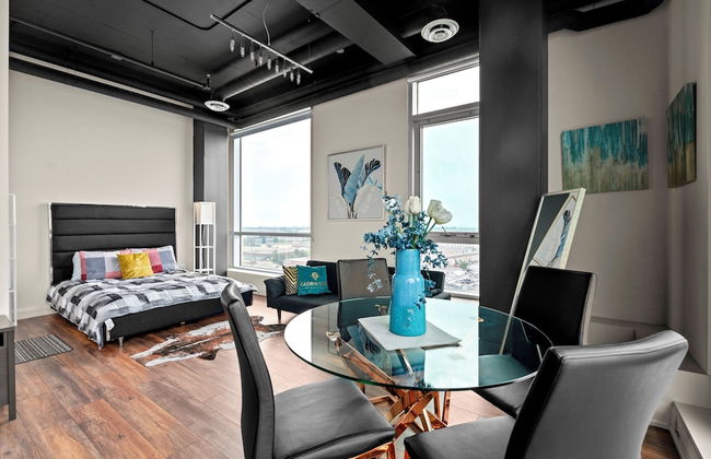 Bright Suites Finch West by GLOBALSTAY - Photo 22