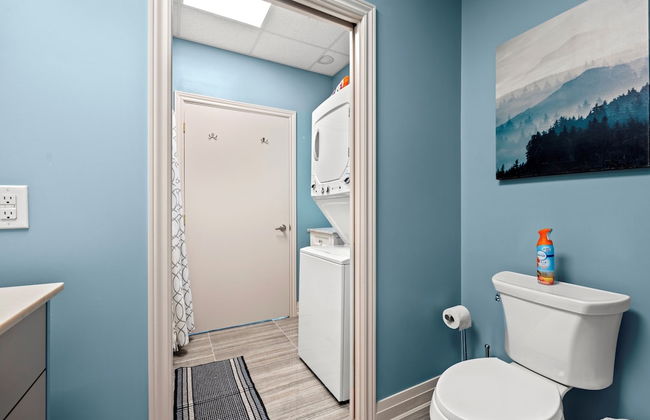 Bright Suites Finch West by GLOBALSTAY - Photo 32