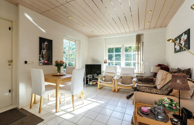 Quaint Apartment in Oostkapelle Zealand With Terrace - Photo 44