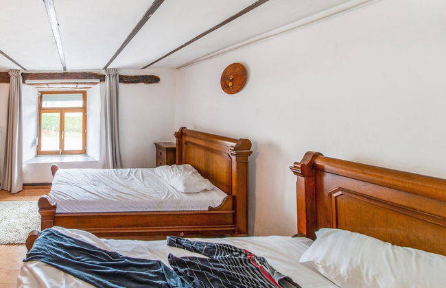 Characteristic Holiday Home in Cherain With Balcony - Foto 19