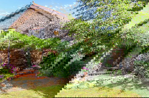 Photo 49 - Romantic Cottage With Shared Swimming Pool