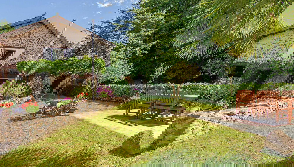 Primary image