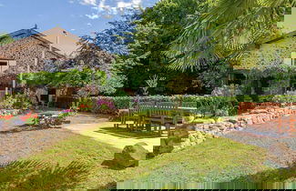 Photo 1 - Romantic Cottage With Shared Swimming Pool