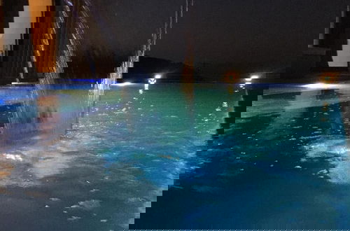Foto 1 - The Diamond of Kriaritsi private pools