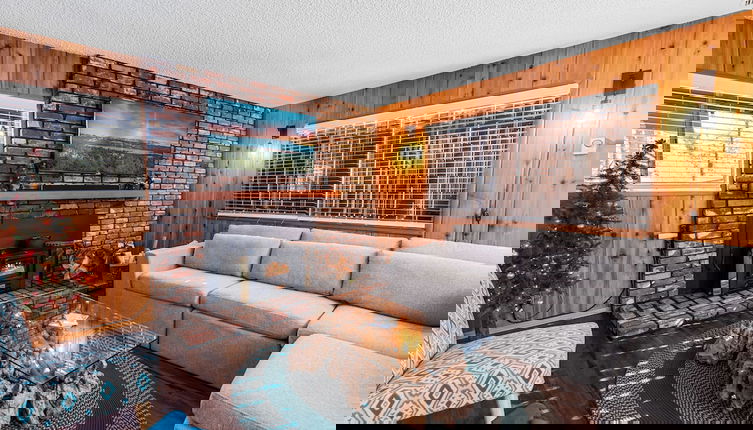 Foto 1 - Knotty Hideaway
