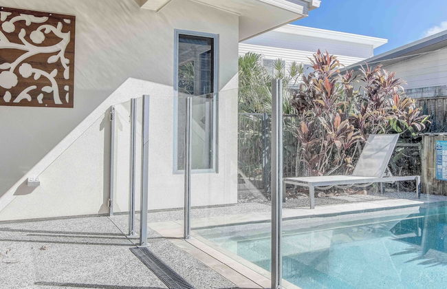 Coastal Charm on Casuarina Way - Foto 25