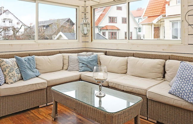 8 Person Holiday Home in Lysekil - Foto 10