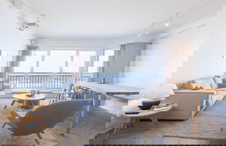Foto 1 - Apartment With Magnificent Sea-view