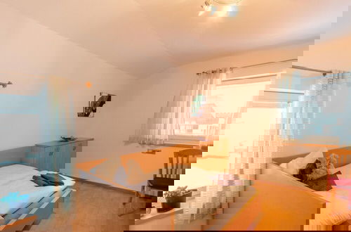 Foto 6 - Apartment in Niedernsill Near Ski Slopes