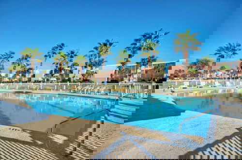 Foto 1 - Steps to Sandfest Beachfront w/ Pool, Balcony Views Beach Happy by Avantstay