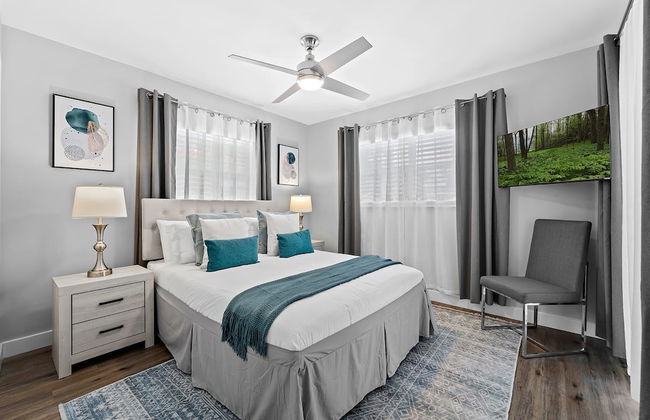 Peaceful 5BR -waterway Views & Private Heated Pool - Foto 4