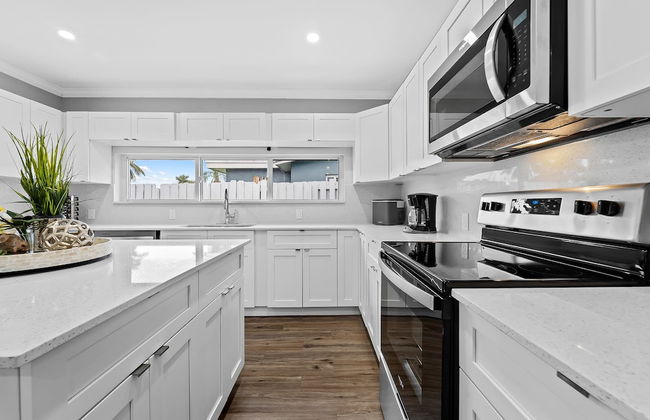 Peaceful 5BR -waterway Views & Private Heated Pool - Foto 14