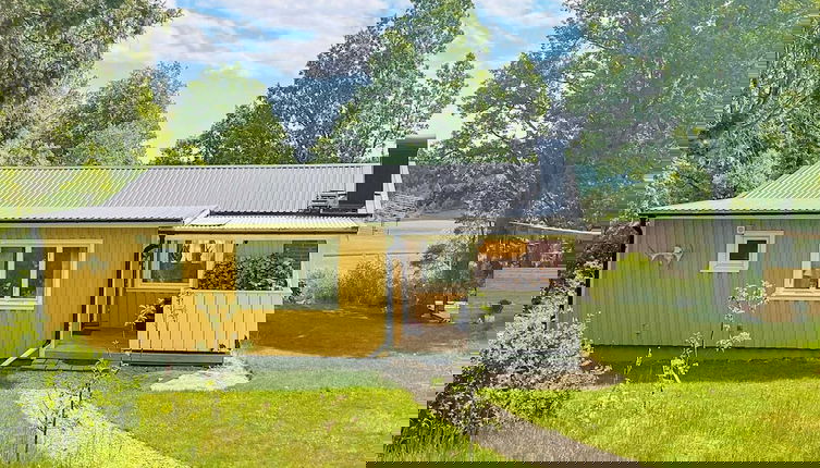 Foto 1 - 4 Person Holiday Home in Fargelanda