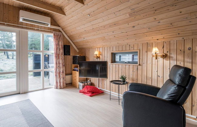 6 Person Holiday Home in Henne - Photo 10