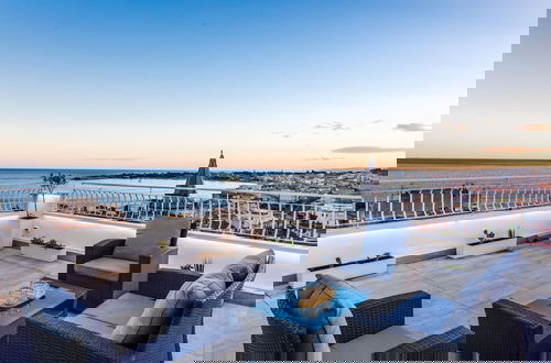 Foto 2 - Azzurra Seaview House With Terrace by Wonderful Italy