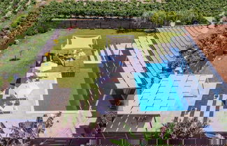 Foto 3 - Madini Luxury Villa With Private Swimming Pool