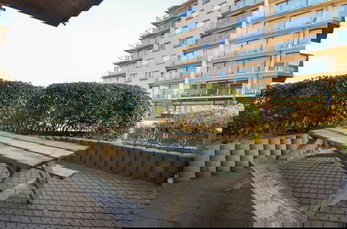 Foto 38 - Apartment With Attached Garden