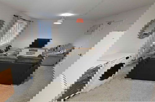 Photo 2 - Plas Bellin Apartments