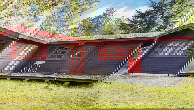 Foto 1 - 4 Person Holiday Home in Store Fuglede-by Traum