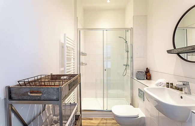 Contemporary Victorian Studio - Foto 22