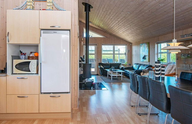 6 Person Holiday Home in Tarm - Foto 6