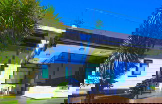 Photo 1 - Posh Villa With Pool, Garden & Ocean Views in Sansenxo