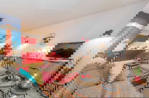 Foto 59 - An Apartment That is Attractively Furnished