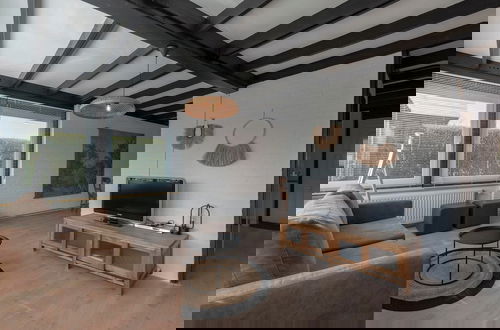 Foto 1 - Attractive Bungalow With Modern Furnishings