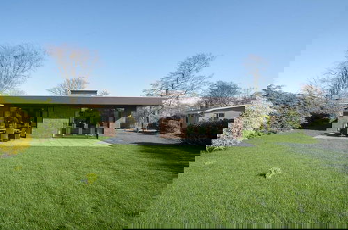 Photo 21 - Spacious Bunglow With Garden