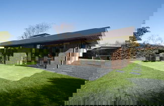 Photo 1 - Spacious Bunglow With Garden