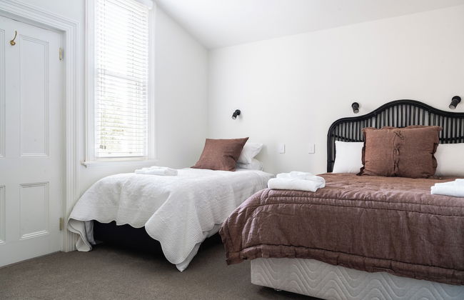 Luxury Apartment on Stuart Street - Photo 4