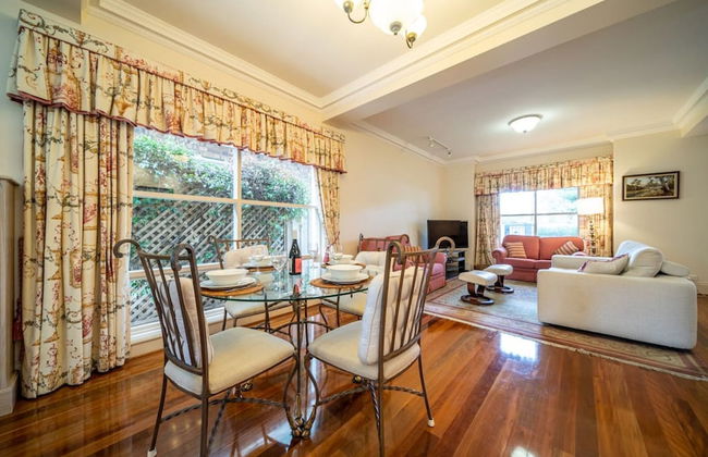 Glenelg Beach Stylish 2 Story Townhouse Sea View - Foto 26