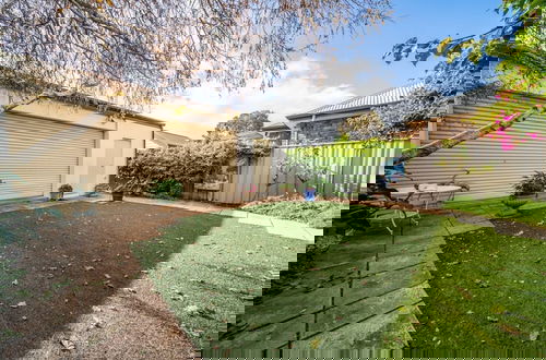 Foto 30 - Glenelg Beach Stylish 2 Story Townhouse Sea View