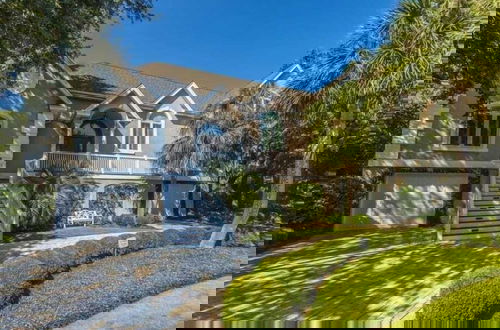 Foto 18 - 28 Beachwood West by Avantstay Close to Beach, Multiple Decks & Private Pool!
