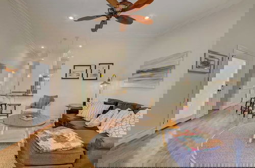 Foto 28 - 28 Beachwood West by Avantstay Close to Beach, Multiple Decks & Private Pool!