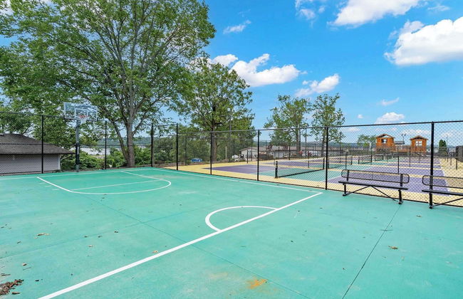 Lakefront Oasis Amazing Views! - Photo 19