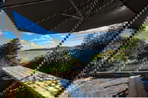 Photo 18 - Wharetana Bay Villa with beach walkway