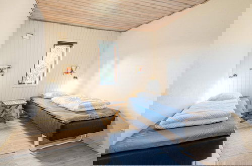 Foto 2 - 4 Person Holiday Home in Blavand