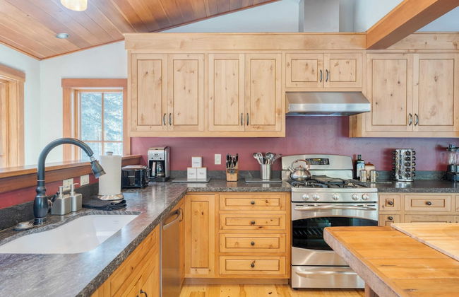 Ward Creek by Avantstay 5 Min Walk to Lake, Deck - Foto 19