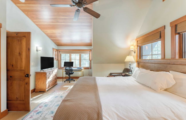 Ward Creek by Avantstay 5 Min Walk to Lake, Deck - Foto 24