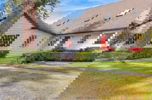 Foto 48 - Colonial Bluff House Above the Sea by Avantstay