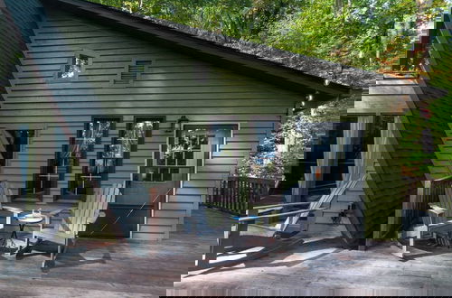 Foto 30 - Honeycomb Hideaway by Avantstay Rustic Retreat