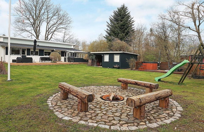 6 Person Holiday Home in Saeby - Foto 22