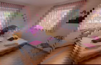 Photo 3 - Apartment Pink Lady 1